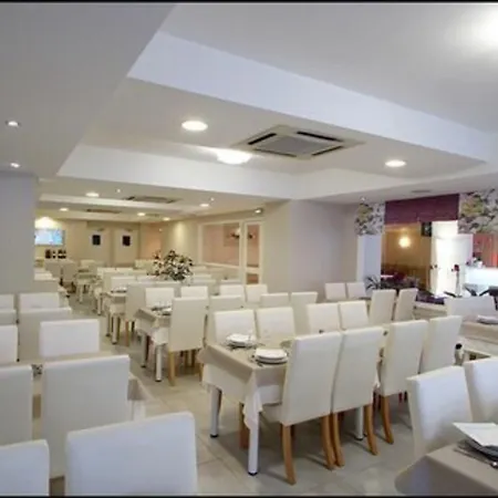 Peyramale Hotel Lourdes